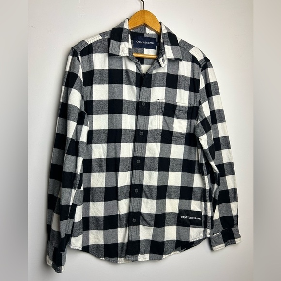 Calvin Klein Jeans Shirt Blouse M Button Up Plaid Flannel Casual Cottage cozy - Picture 1 of 14